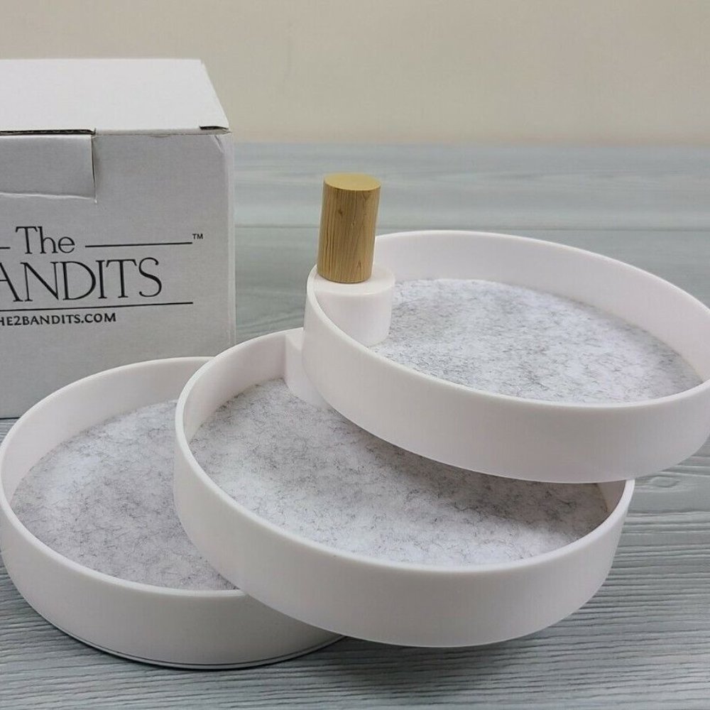 The 2 Bandits 3-Tiered Catchall Tray Jewelry Organizer